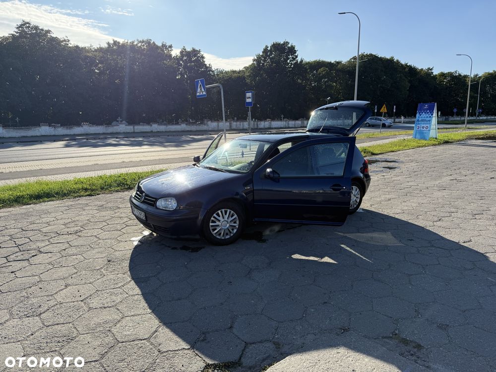Volkswagen Golf 1998 photo 2