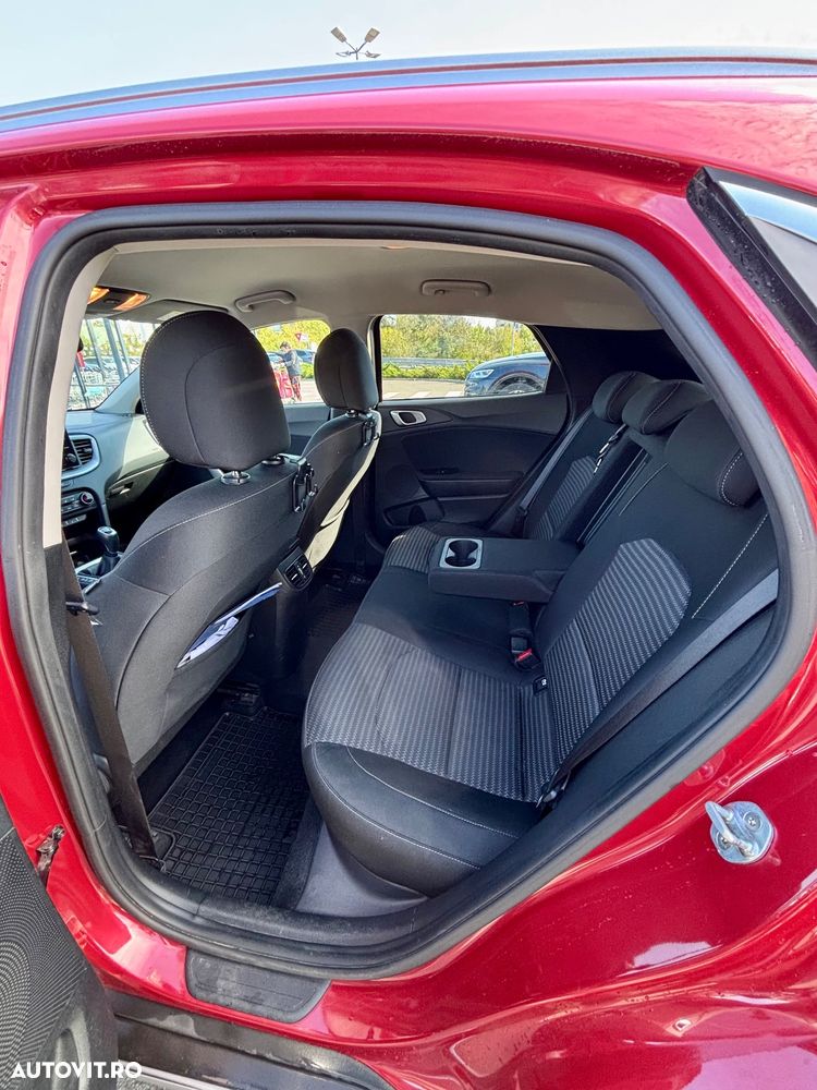 Kia XCeed 1.5 T-GDI 6iMT MHEV Style - 6
