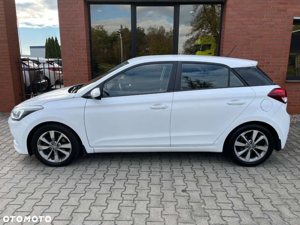 Hyundai i20 1.4 CRDI Comfort - 25
