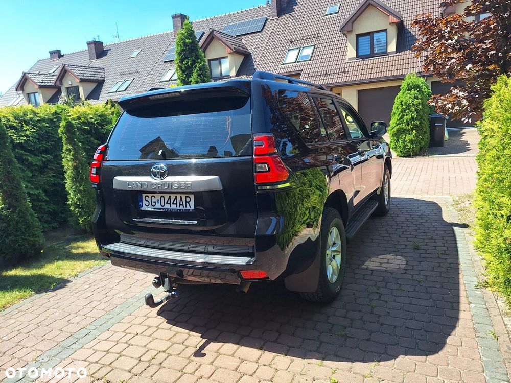 Toyota Land Cruiser LC 2.8 D-4D Prado - 3
