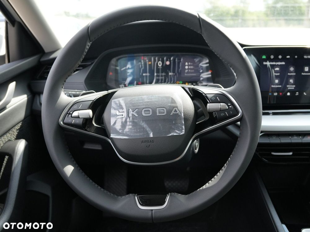 Skoda Octavia 1.5 TSI mHEV Drive Essence DSG - 25