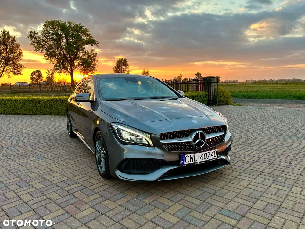 Mercedes-Benz CLA 180 7G-DCT AMG Line - 4