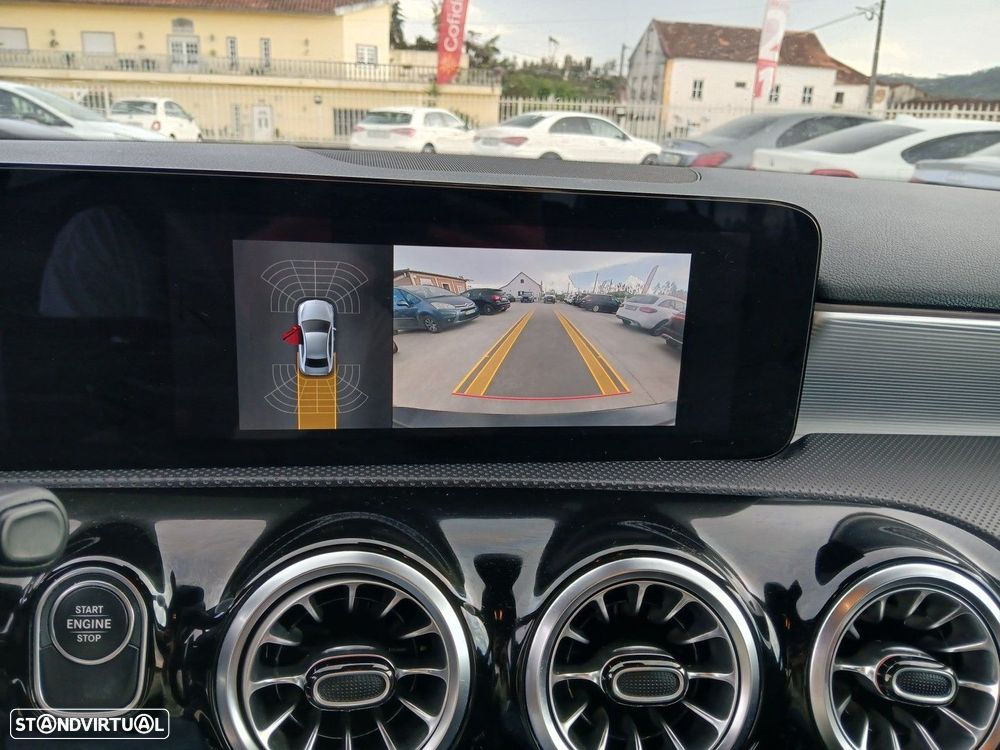 Mercedes-Benz A 250 e 8G-DCT AMG Line - 27