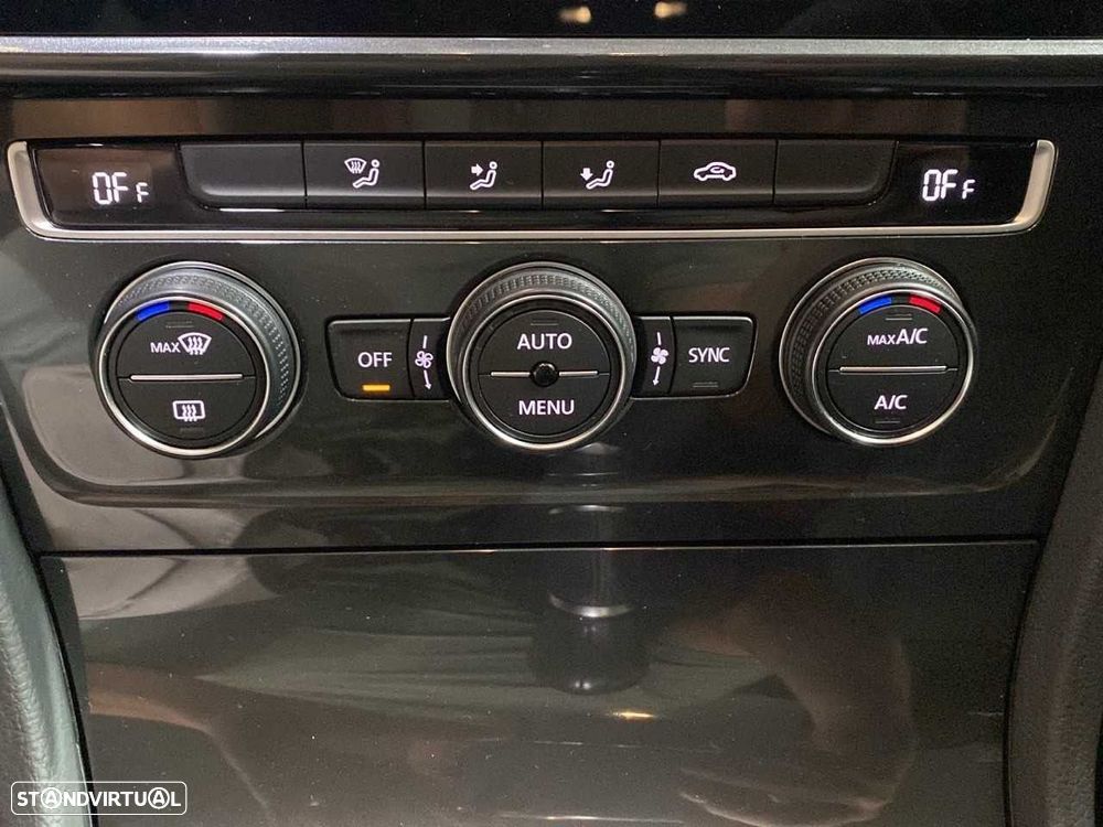 VW Golf - 14