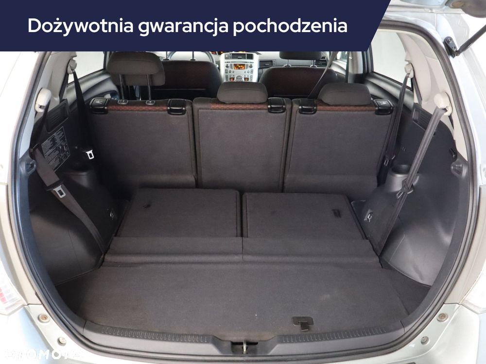Toyota Verso - 17