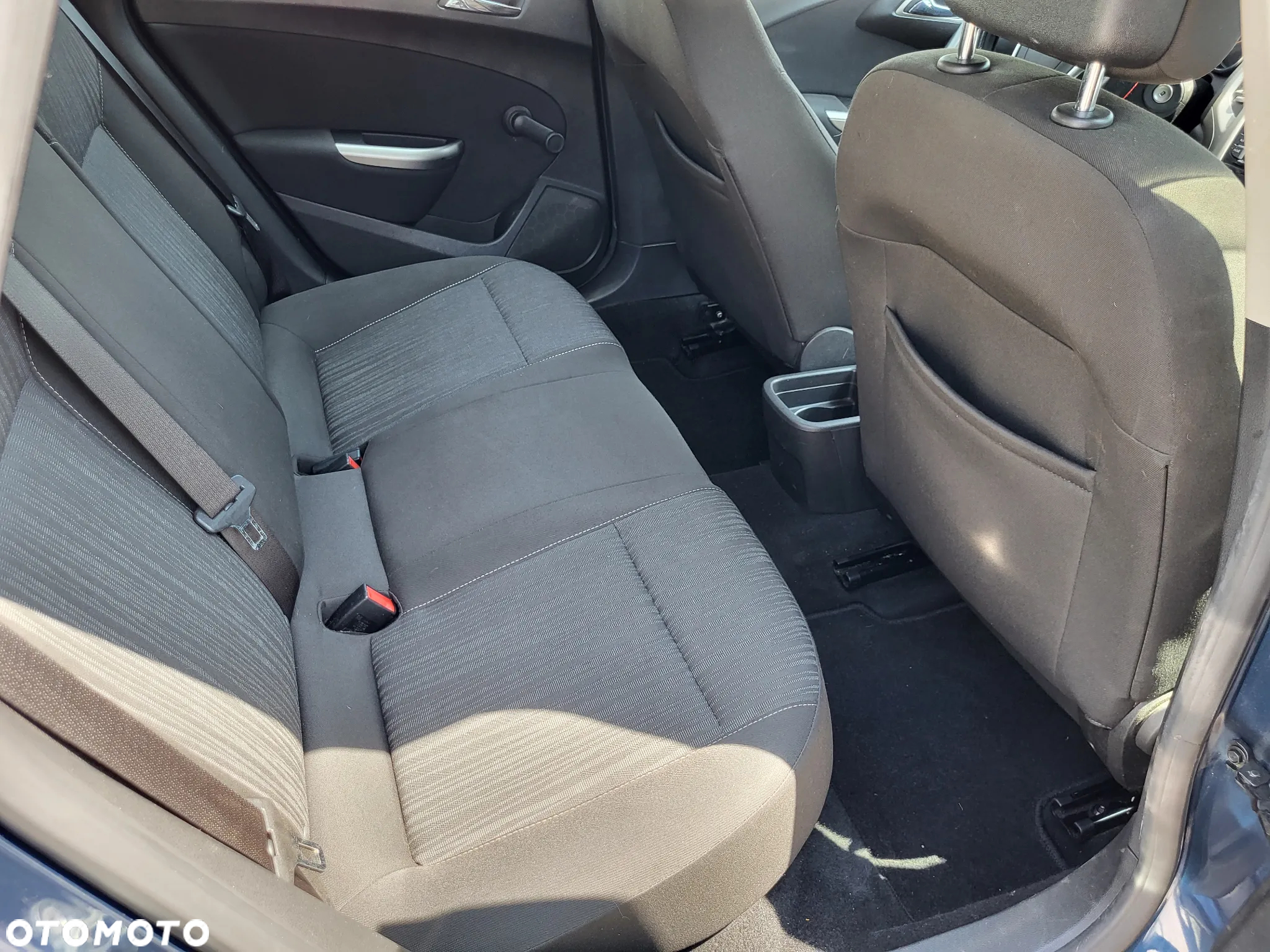 Opel Astra 1.7 CDTI DPF Active - 13