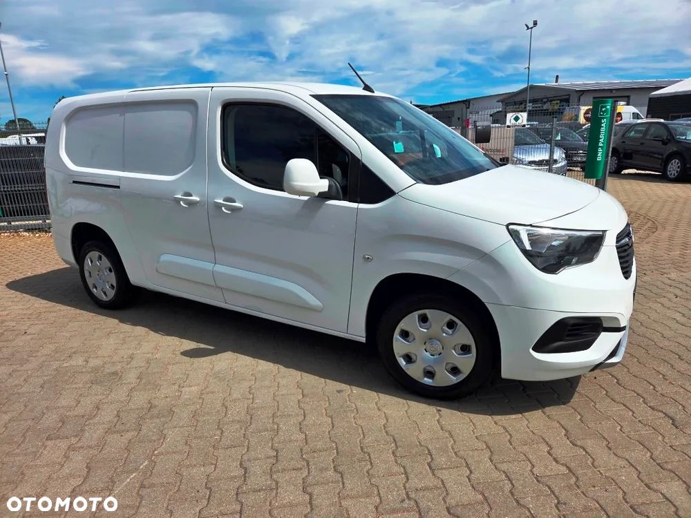 Opel COMBO - 4