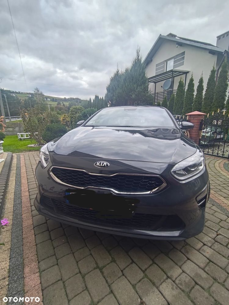 Kia Ceed - 9