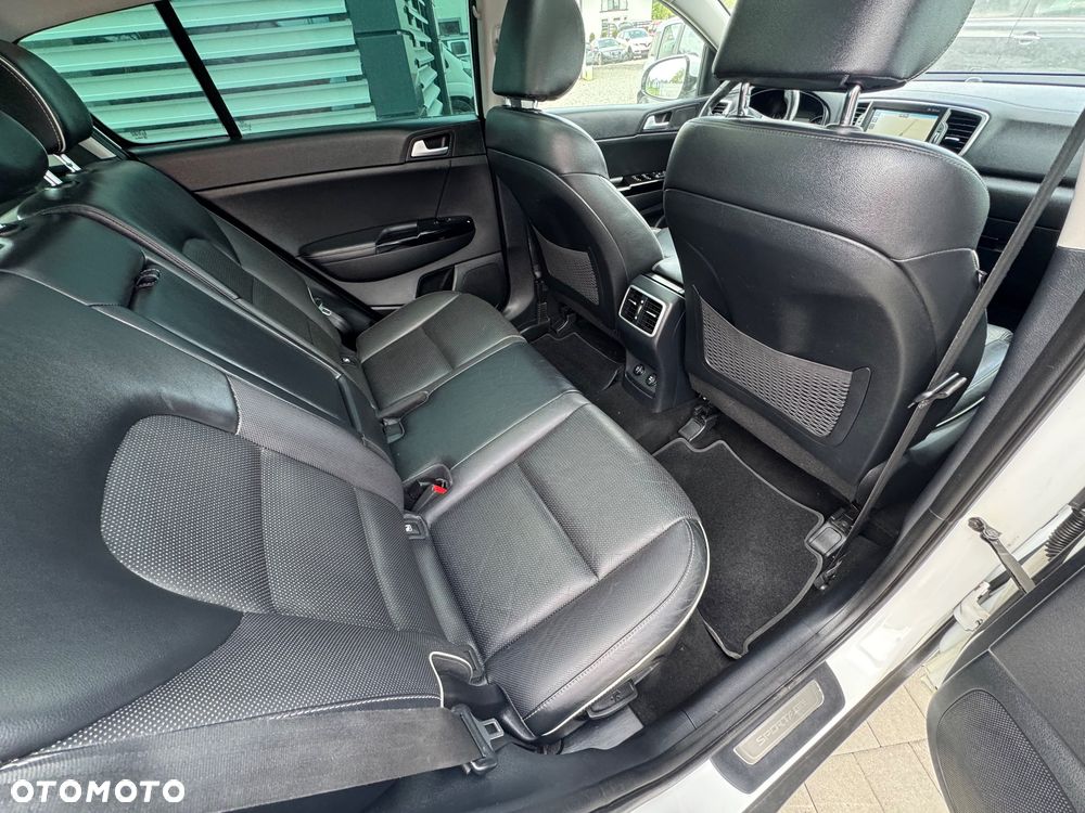 Kia Sportage 1.7 CRDI 2WD Edition 7 - 11