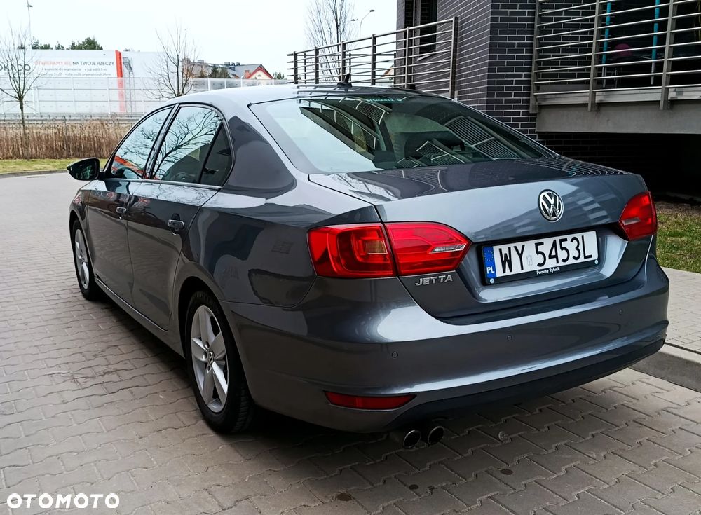 Volkswagen Jetta 1.4 TSI Comfortline - 6