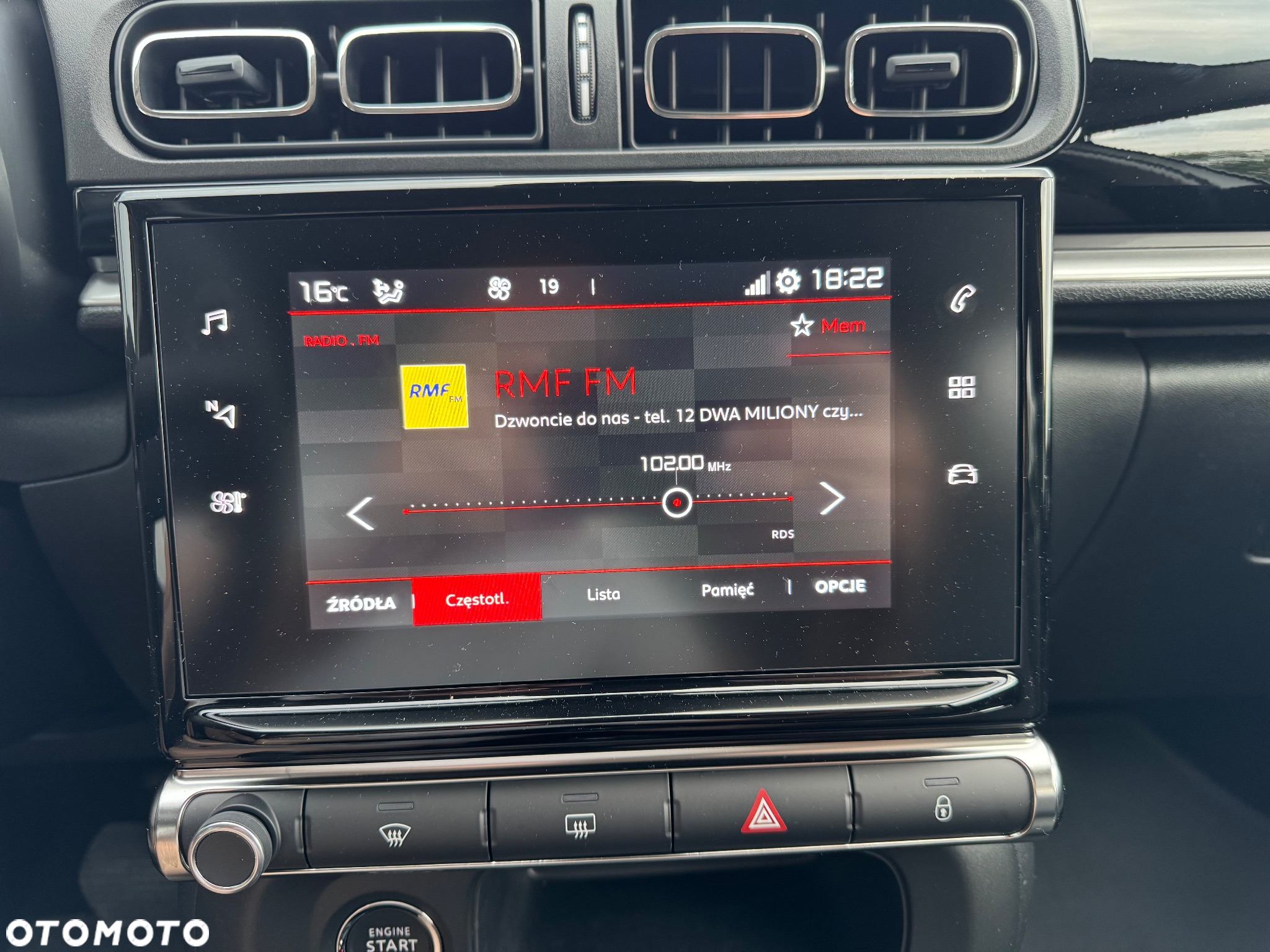 Citroën C3 1.2 PureTech Shine EAT6 - 15