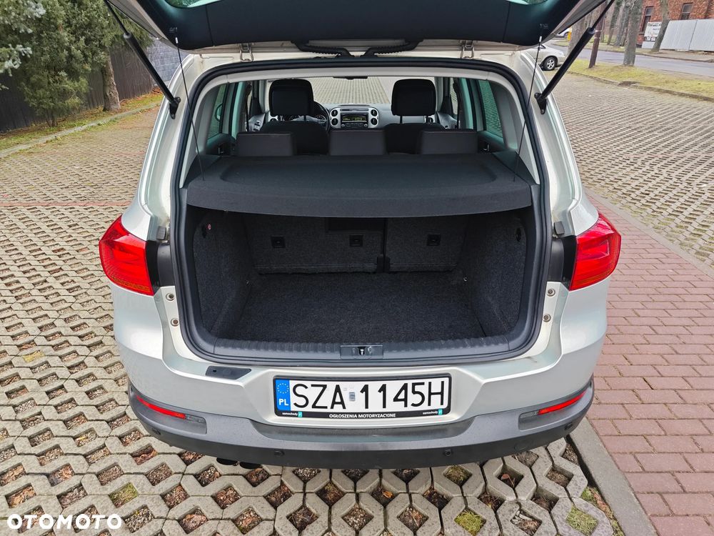 Volkswagen Tiguan 2.0 TDI DPF BlueMotion Technology Sport & Style - 17