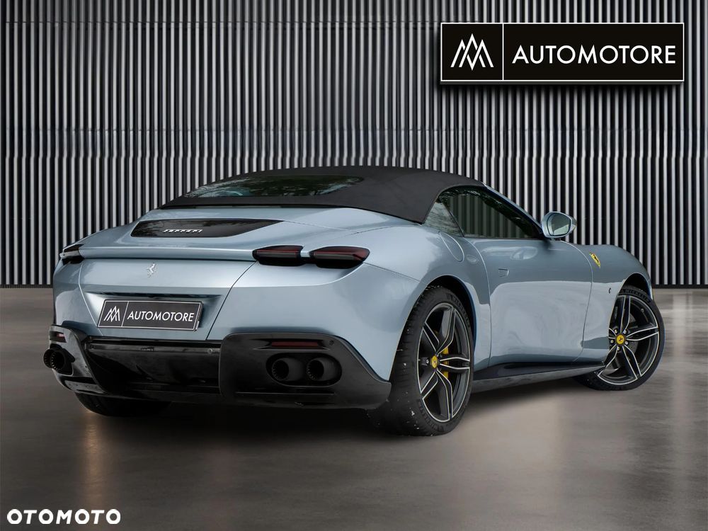 Ferrari Roma Spider - 12