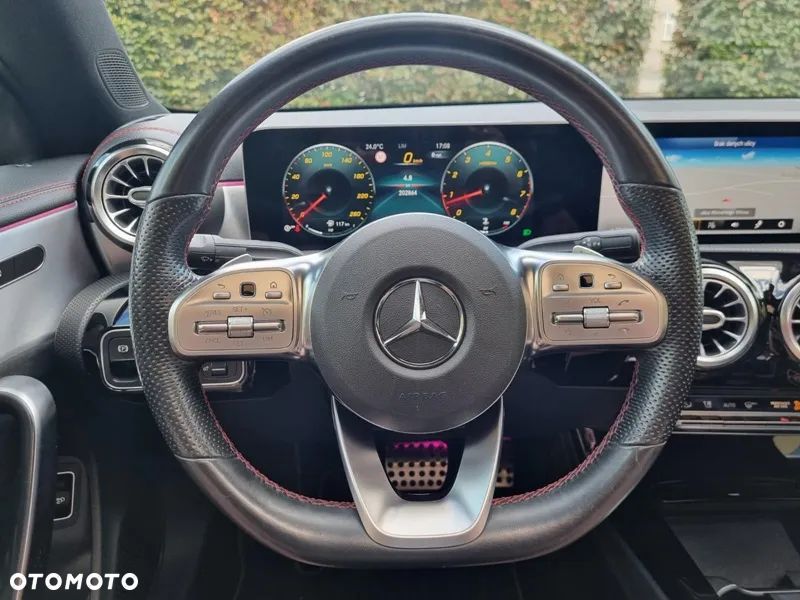 Mercedes-Benz CLA 220 4-Matic AMG Line 7G-DCT - 16
