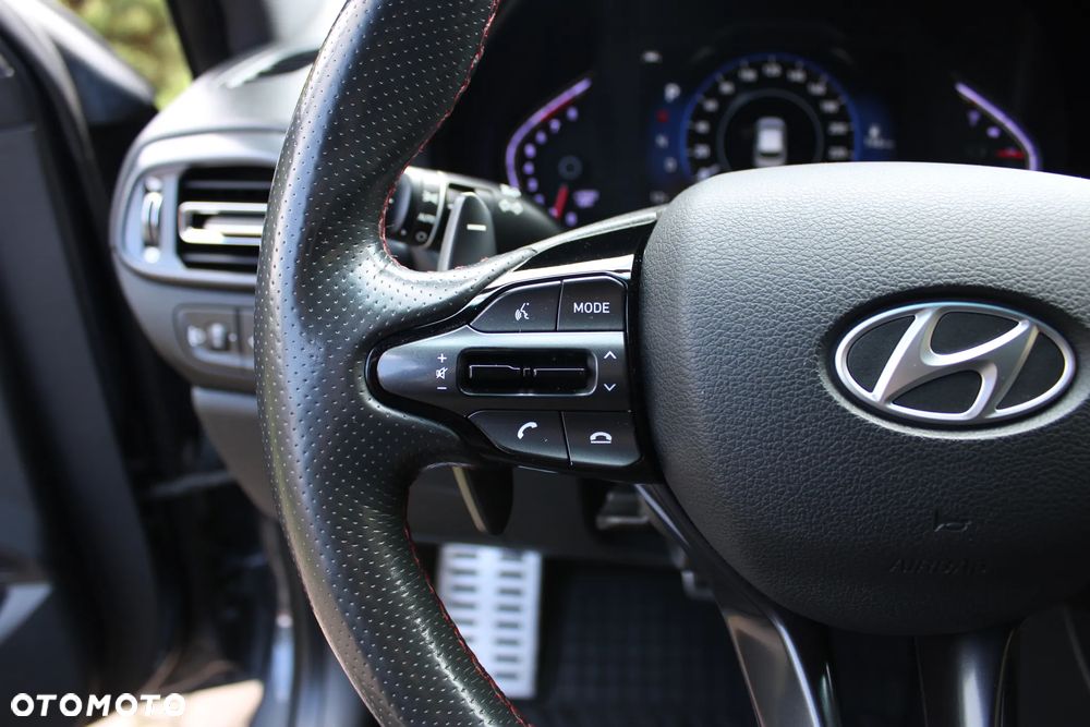 Hyundai i30 1.5 T-GDI 48V-Hybrid DCT N-Line - 26