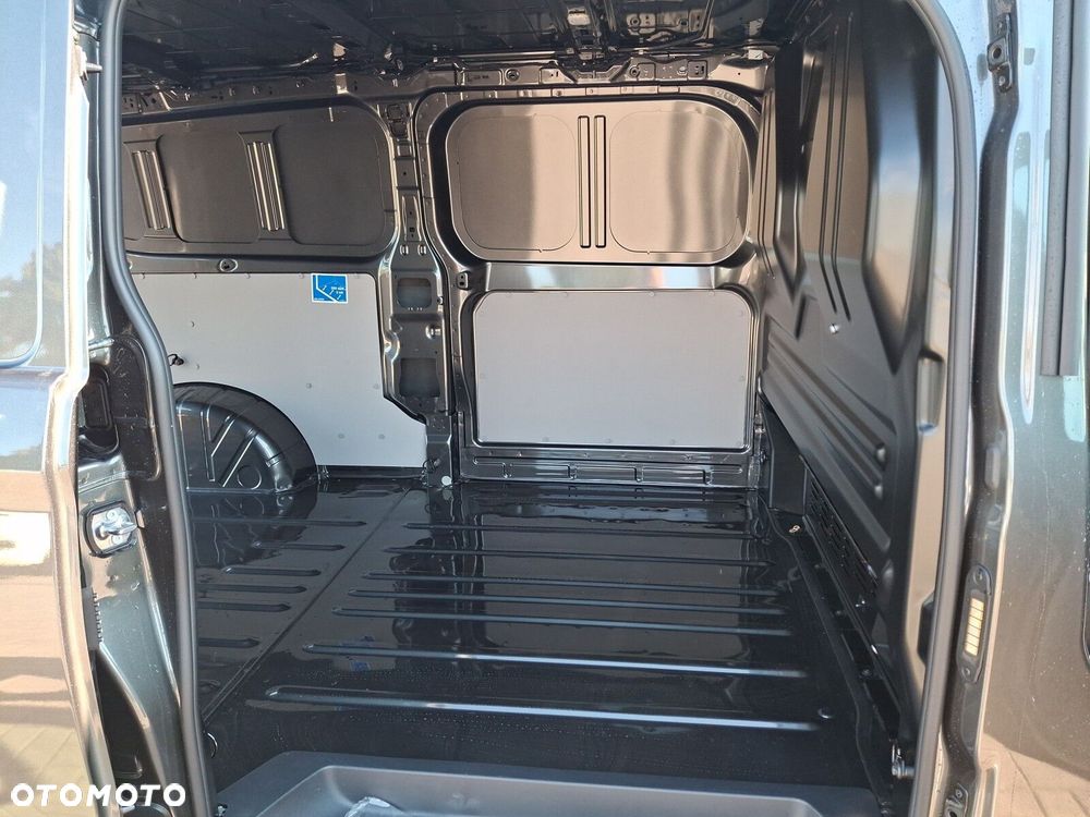 Volkswagen Transporter Furgon 2.0 TDI 150 KM automat - 24