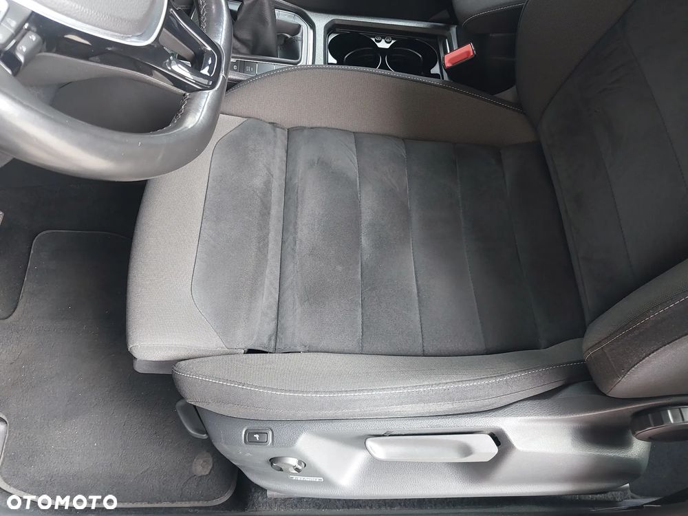 Volkswagen Golf Sportsvan SV 1.6 TDI BMT Highline - 14