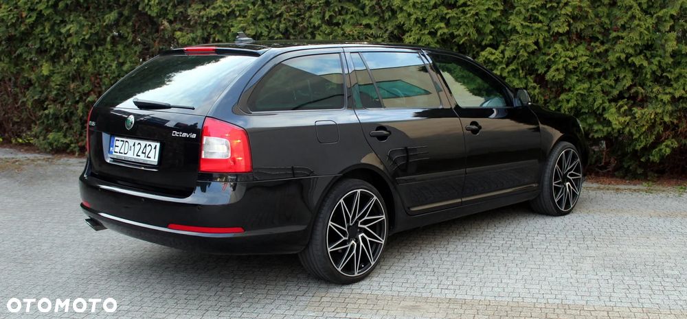 Skoda Octavia 2.0 TDI RS - 6