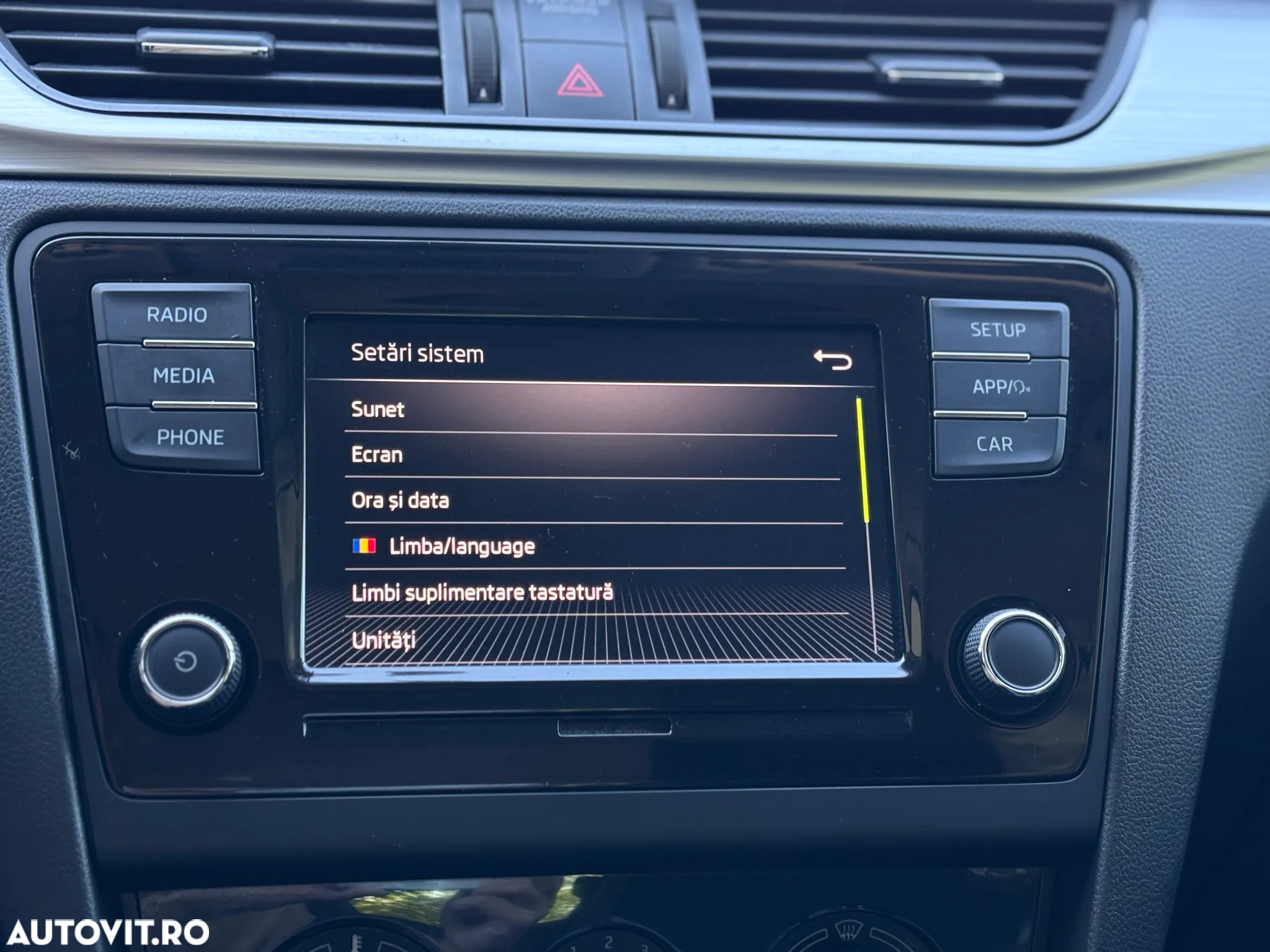 Skoda RAPID 1.0 TSI Ambition - 30