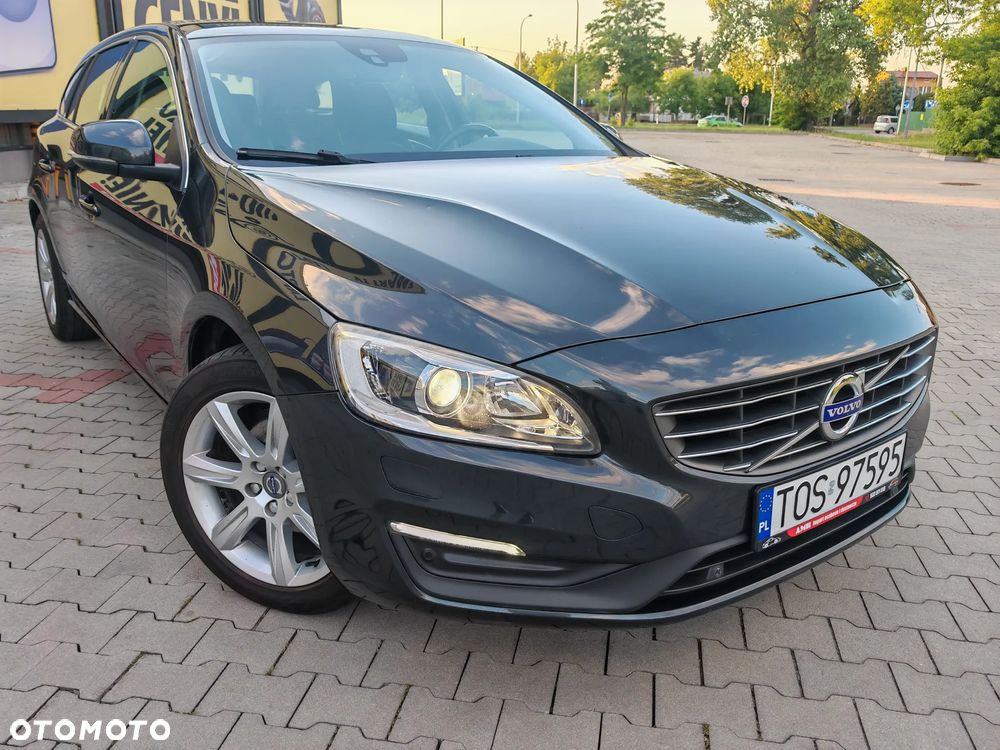 Volvo V60 D3 Momentum - 2