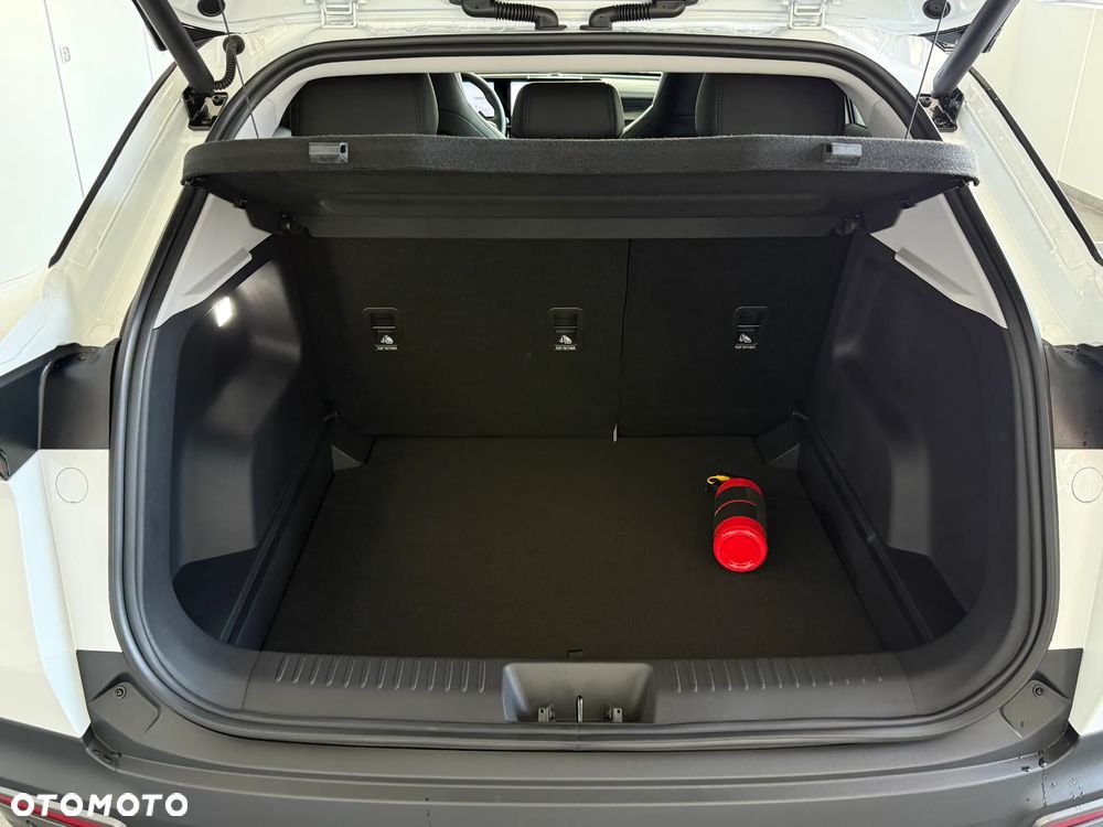 Omoda E5 - 11