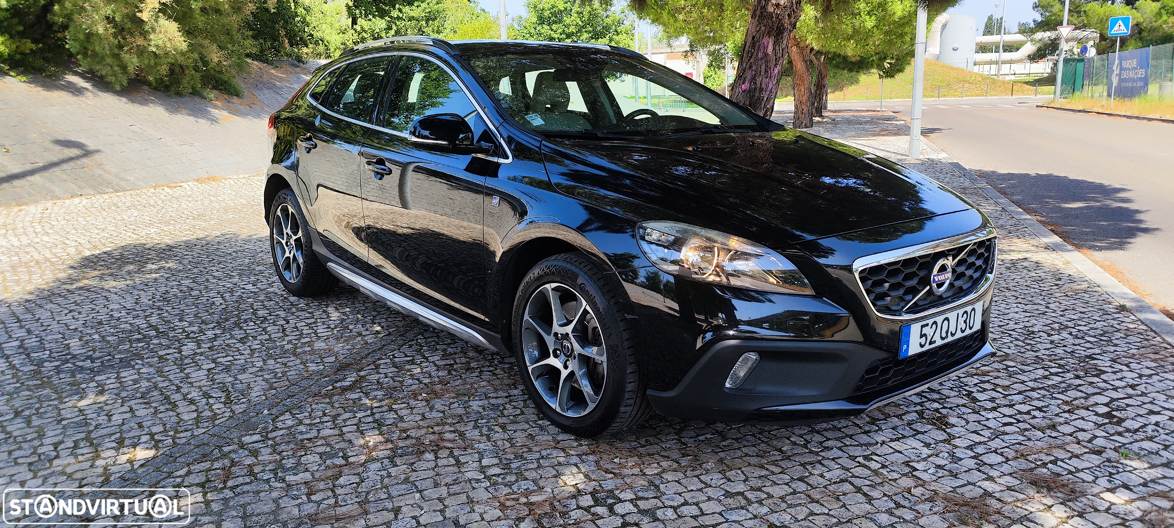 Volvo V40 Cross Country 2.0 D2 VOR - 10