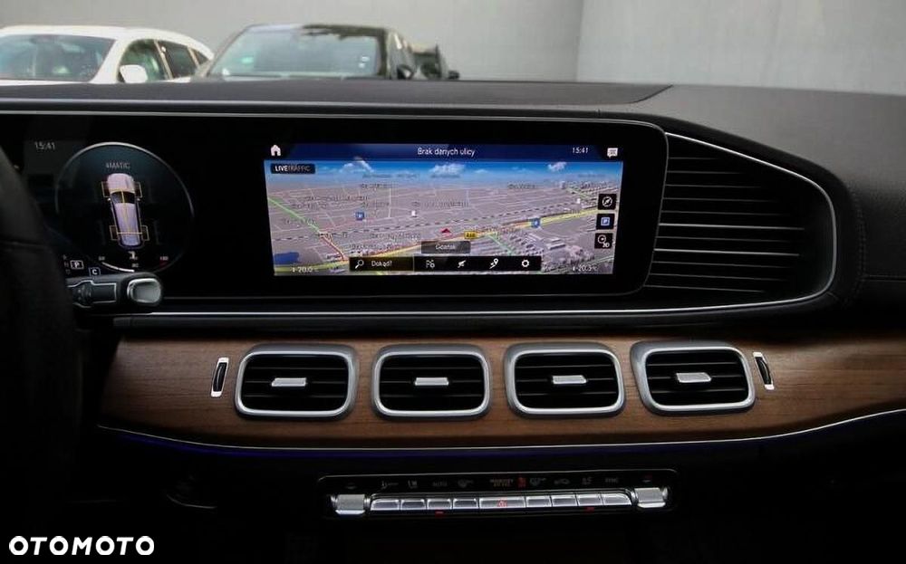 Mercedes-Benz GLS - 19