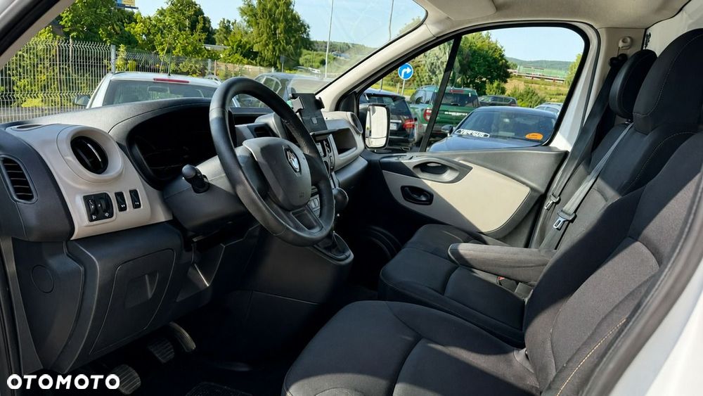 Renault Trafic - 9