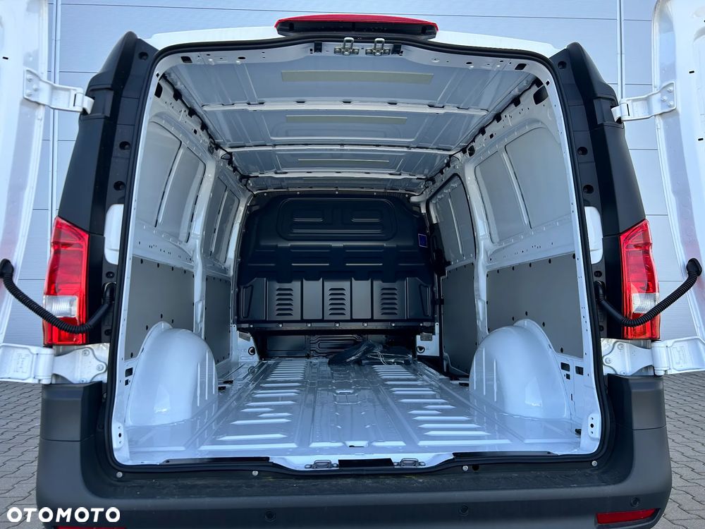 Mercedes-Benz eVito 112 Furgon Ekstradługi - 11