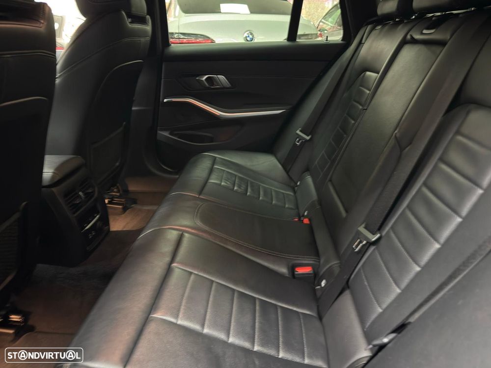 BMW 320 d Touring Line Sport Shadow Auto - 56