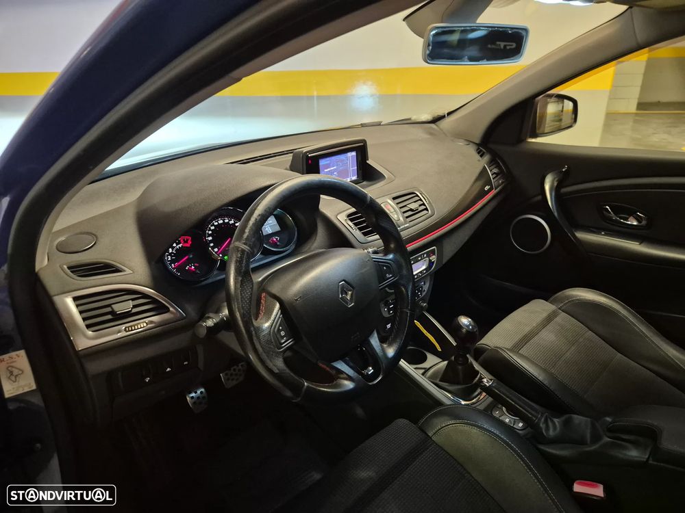 Renault Mégane Sport Tourer 1.5 dCi GT Line - 28