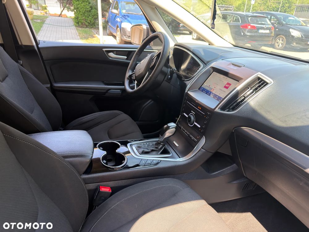 Ford S-Max - 23