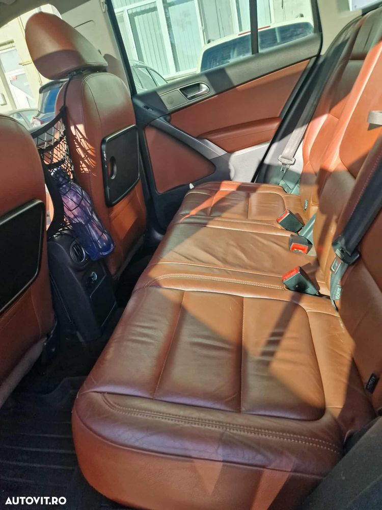 Volkswagen Tiguan - 8