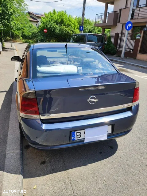 Opel Vectra 1.9 CDTI Elegance - 4