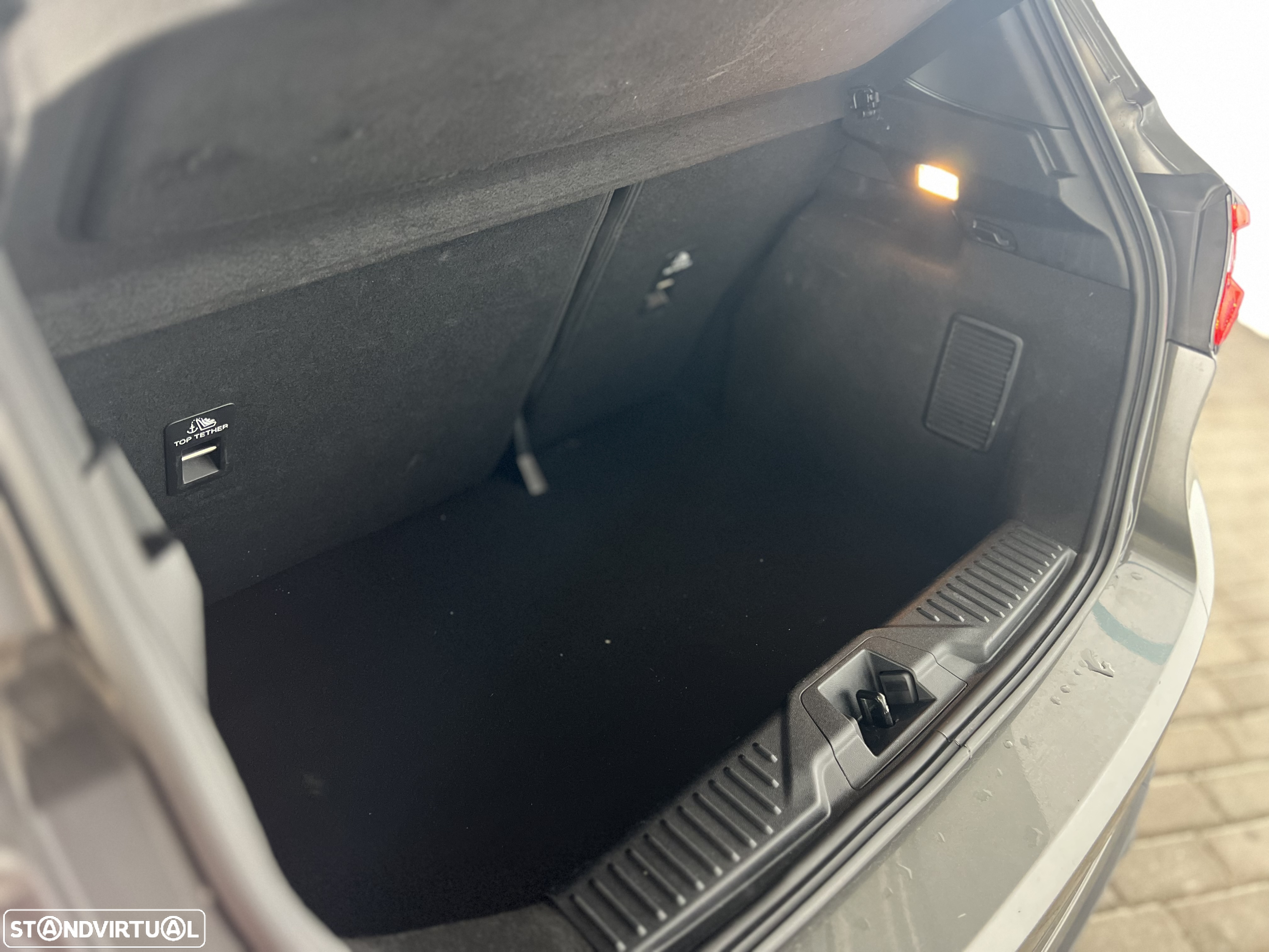 Ford Fiesta 1.0 EcoBoost ST-Line - 16