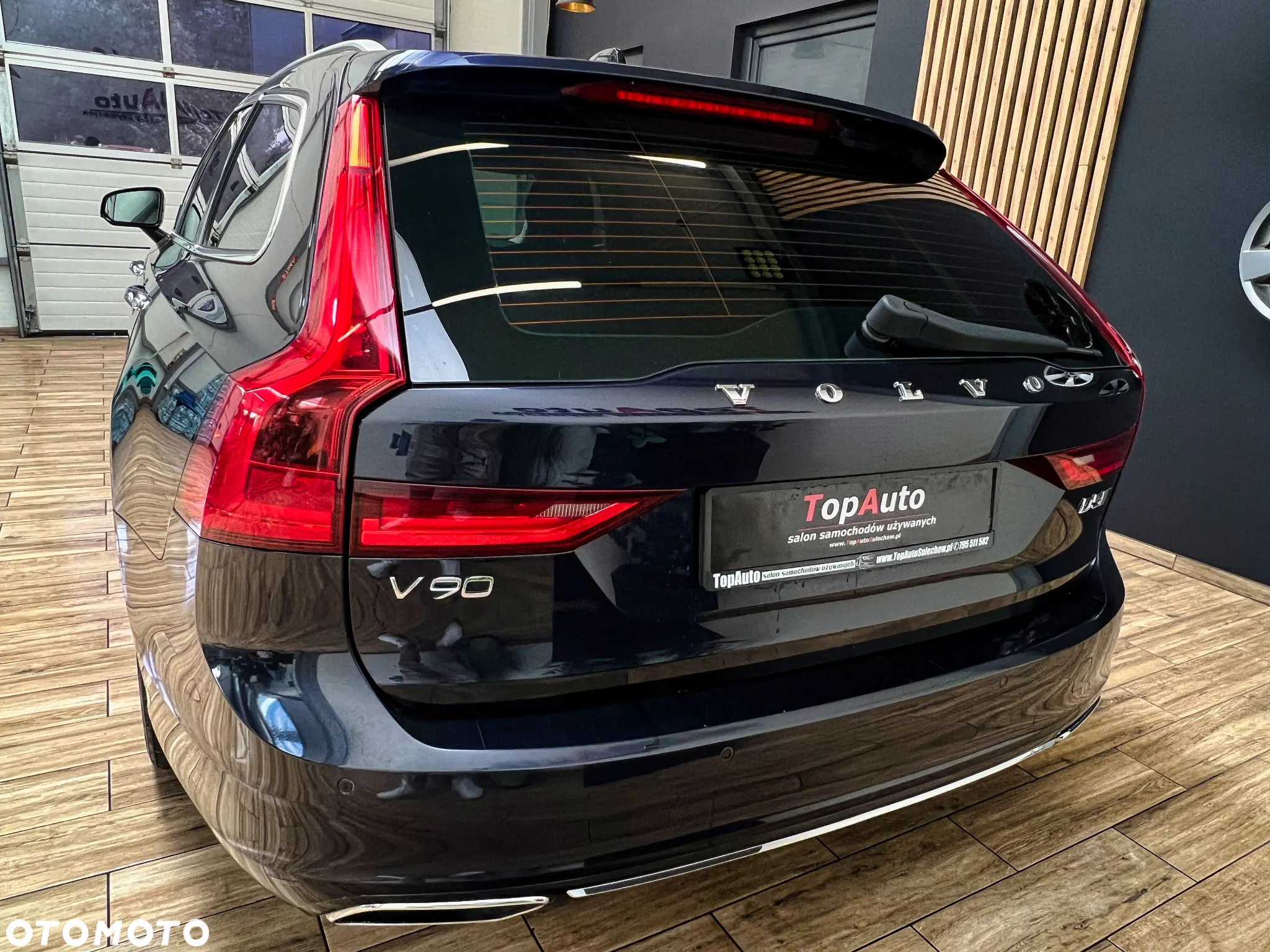 Volvo V90 D5 AWD Geartronic Inscription - 10