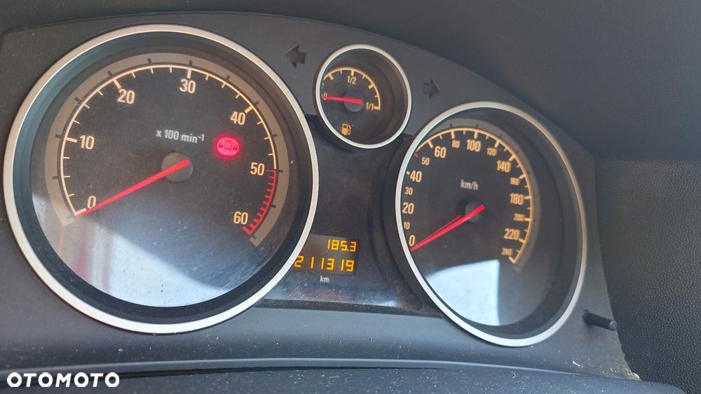 Opel Astra 1.7 CDTI - 10