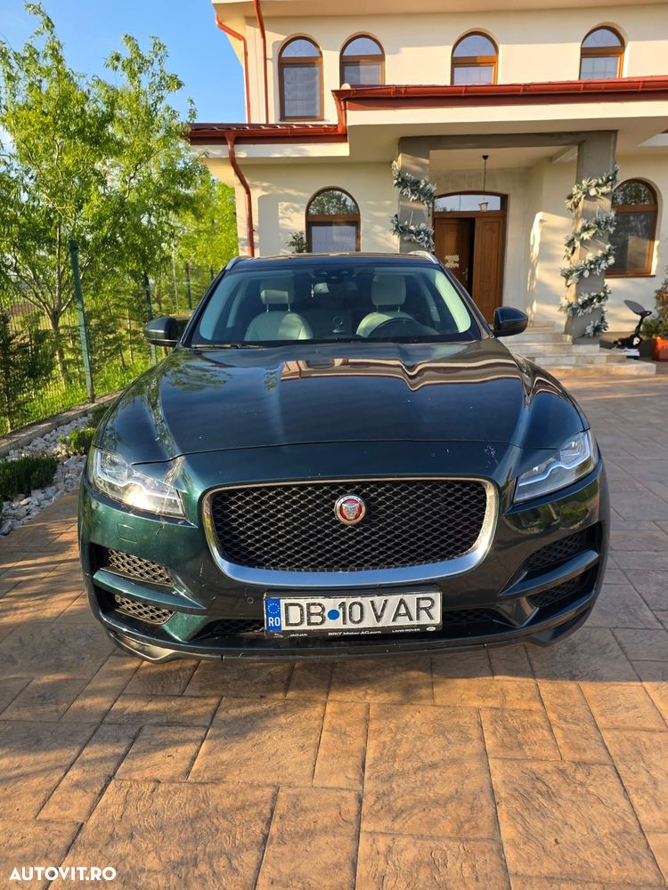 JAGUAR F-PACE