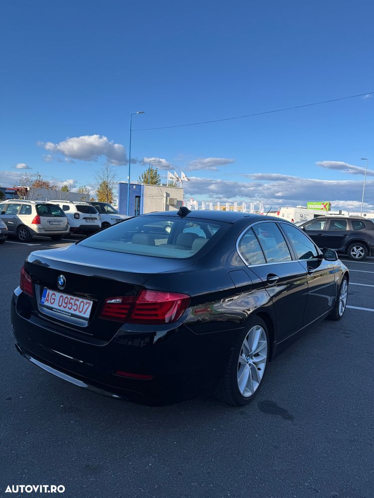 BMW Seria 5 525d xDrive Touring Sport-Aut. Luxury Line - 4