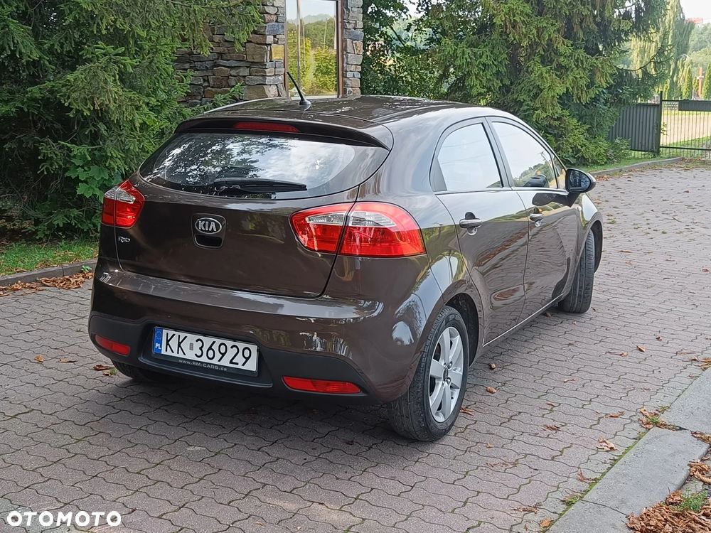 Kia Rio 1.2 M - 35