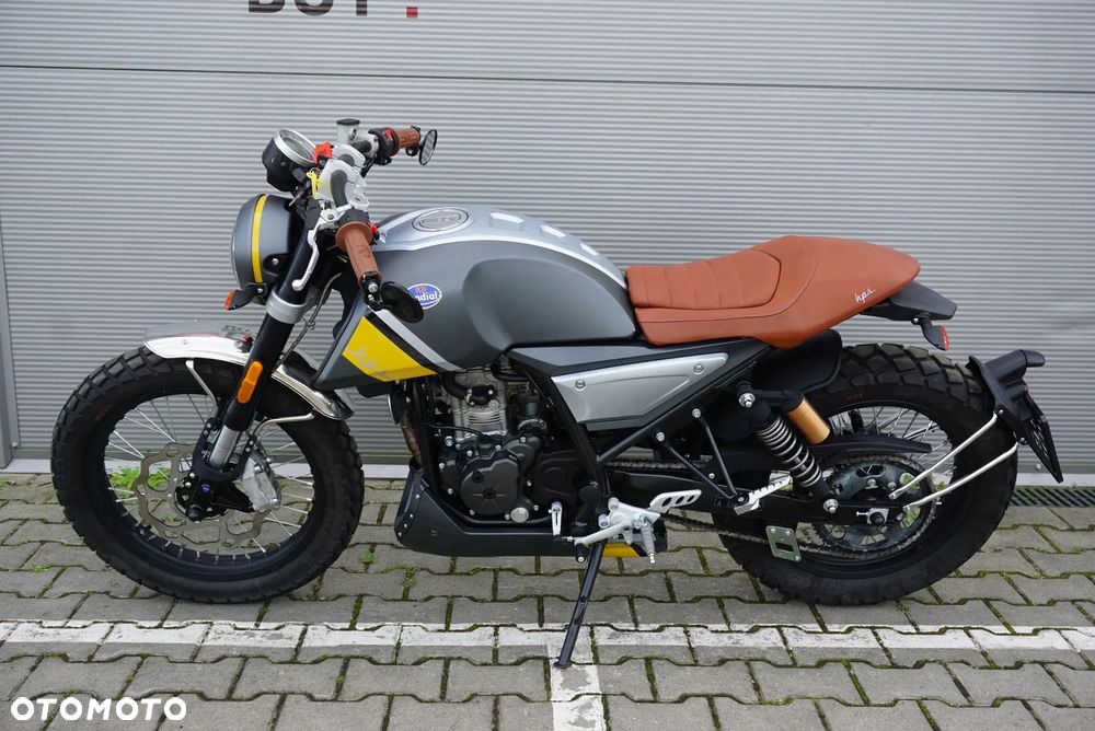 Mondial HPS 125 - 11