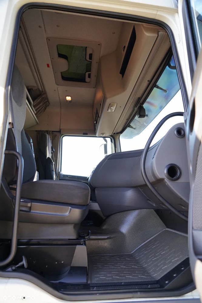 DAF XF 460 / SPACE CAB / EURO 6 - 34