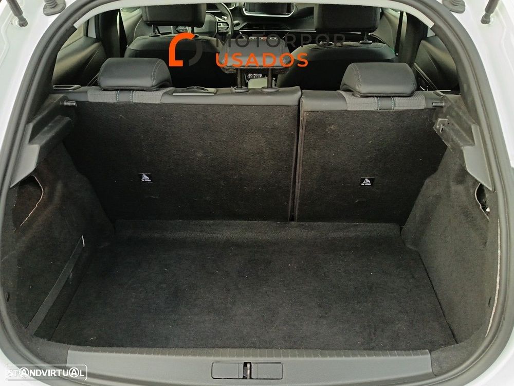 Peugeot 208 1.2 PureTech Allure EAT8 - 6