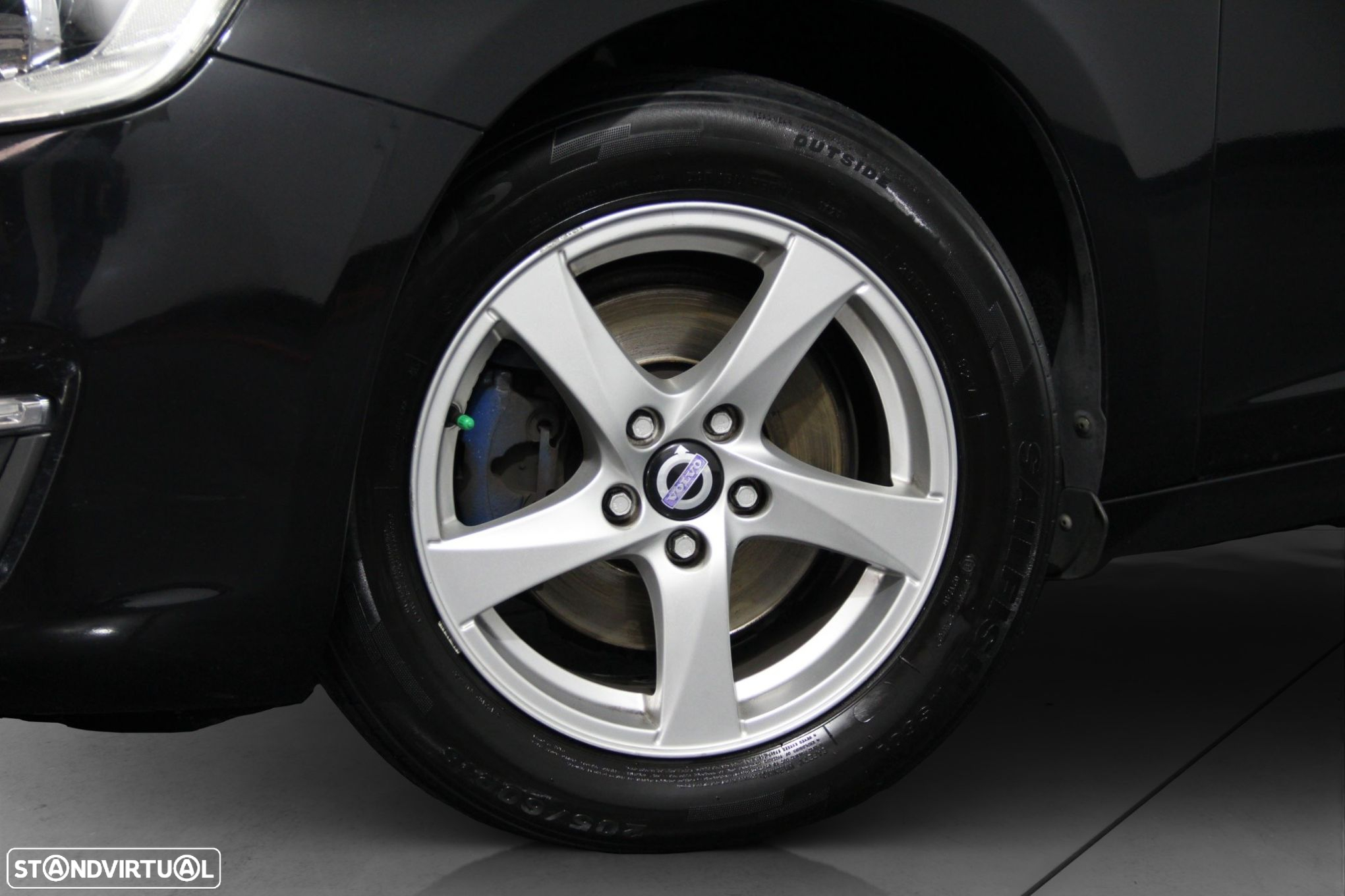 Volvo V60 1.6 D2 Momentum Eco - 17