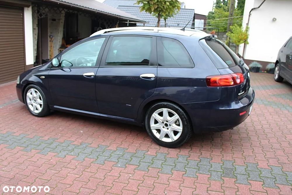 Fiat Croma 1.9 JTD Emotion - 7
