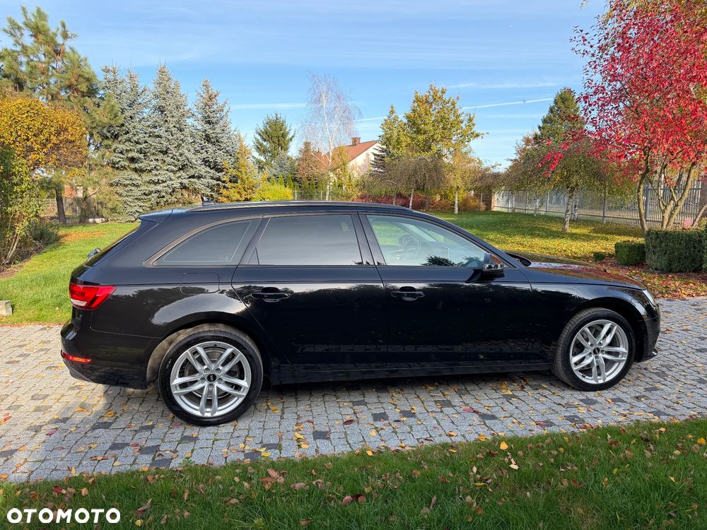 Audi A4 Avant 2.0 TDI ultra design - 5