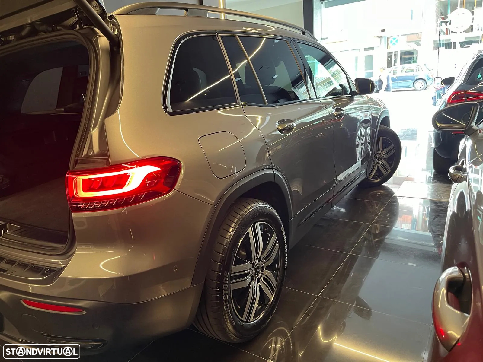Mercedes-Benz EQB 250 Progressive - 4