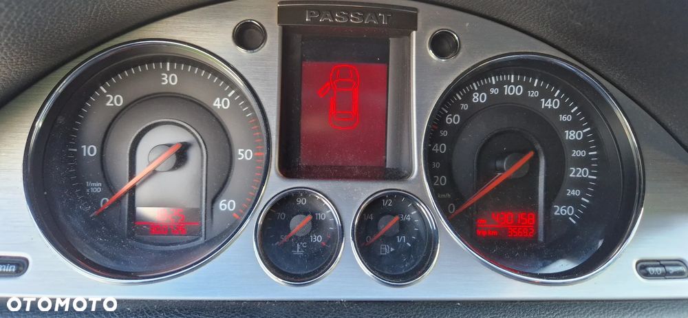Volkswagen Passat - 9
