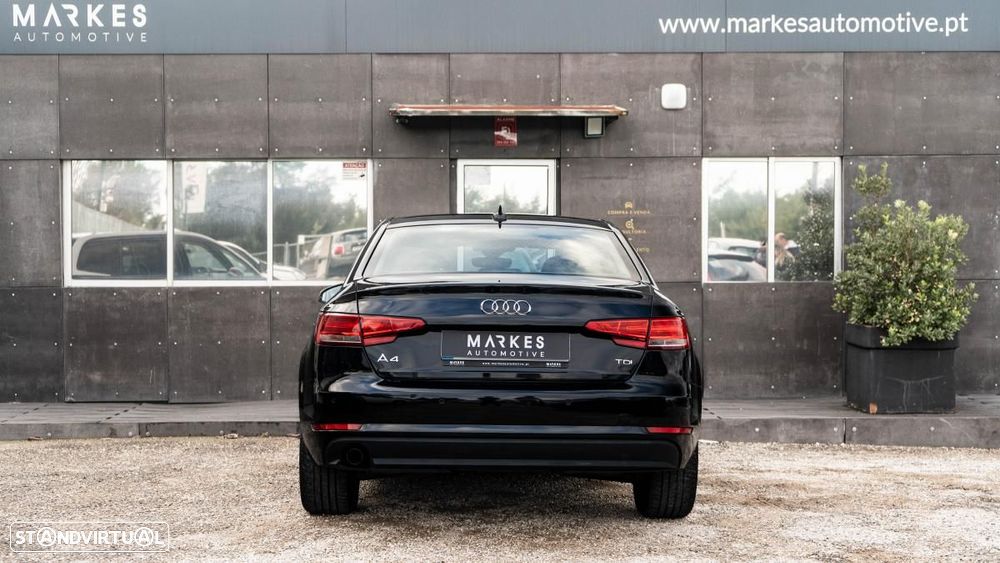 Audi A4 2.0 TDI Design S tronic - 30