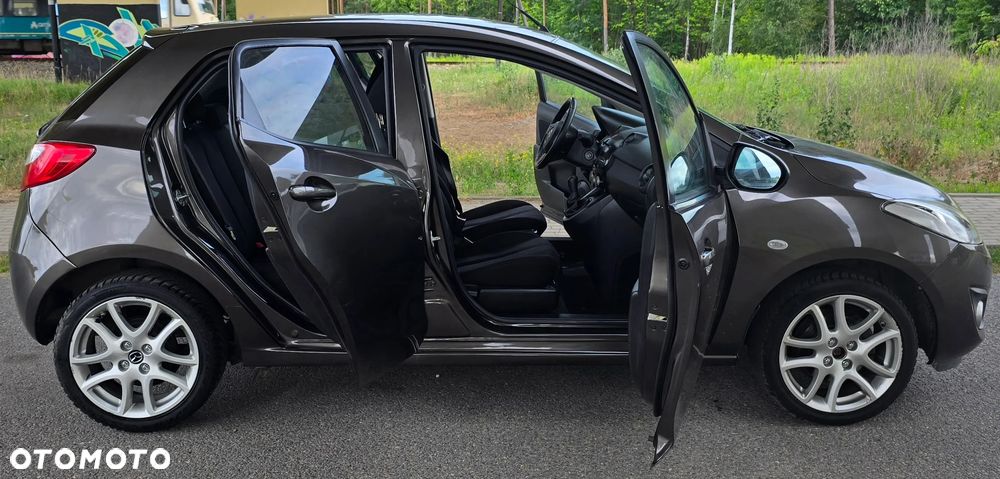 Mazda 2 1.3 MZR Sendo - 13